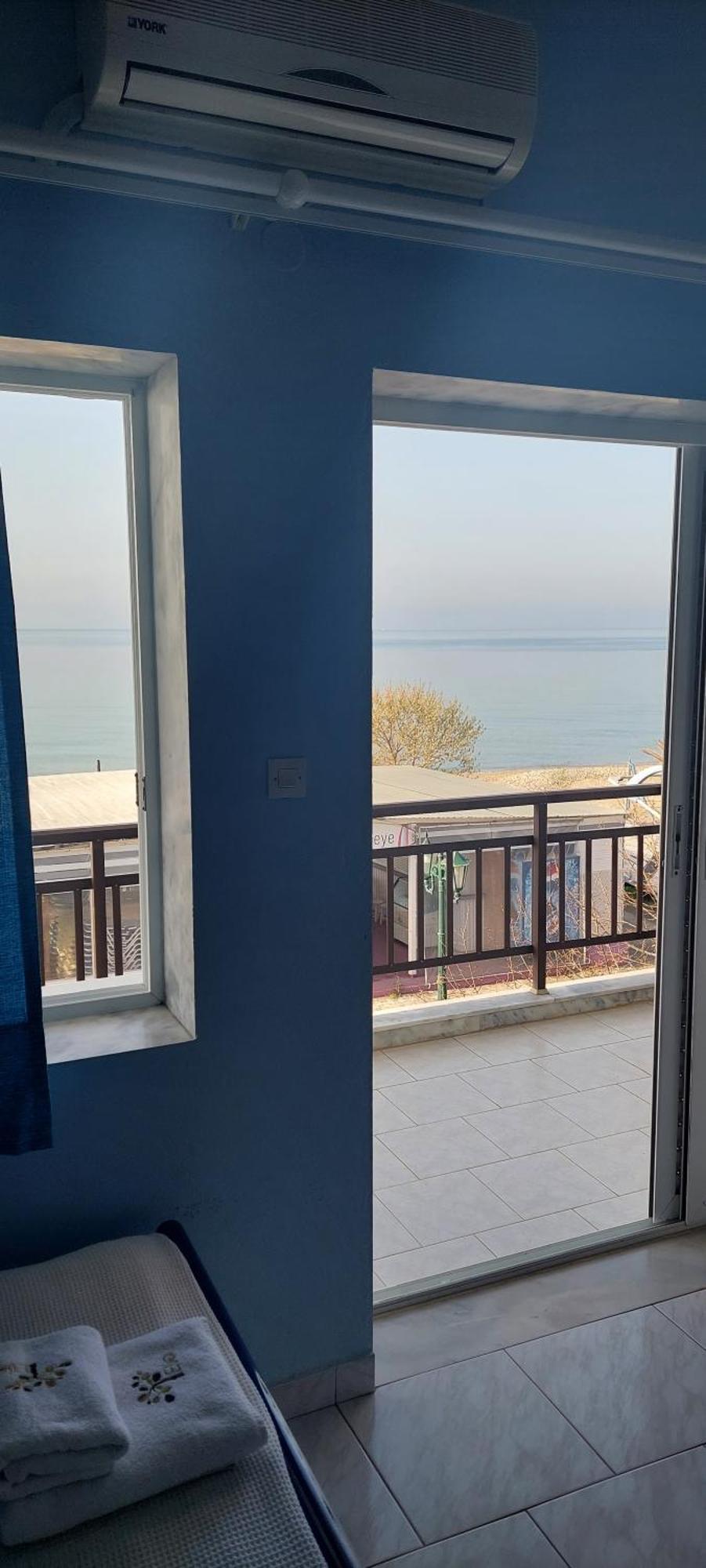 Seaside Studios Paralia Dionysiou Luaran gambar
