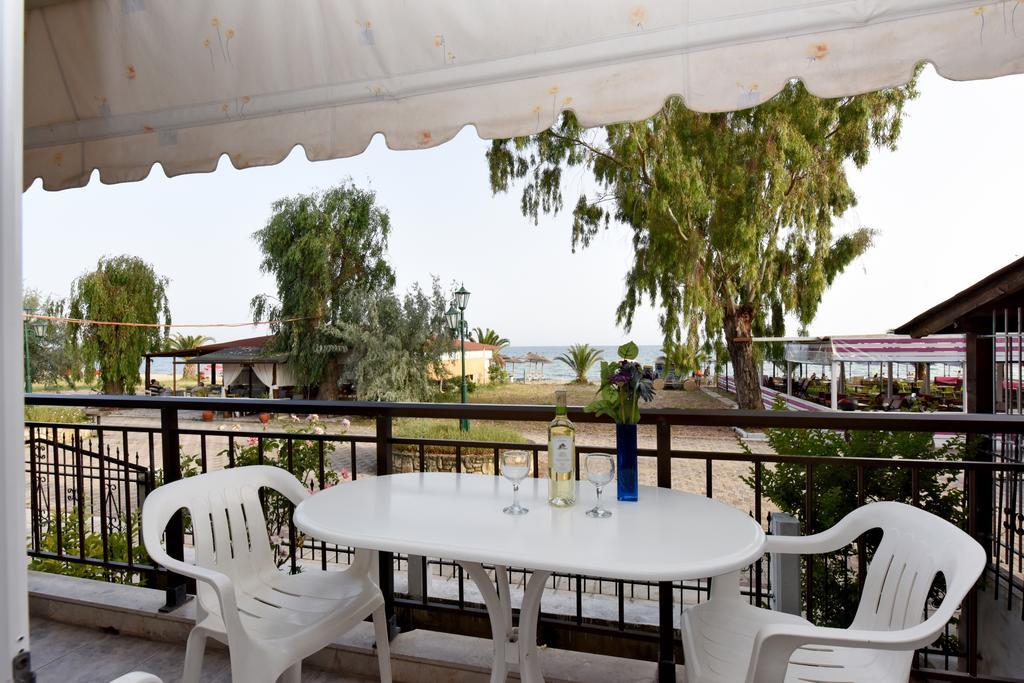 Seaside Studios Paralia Dionysiou Luaran gambar