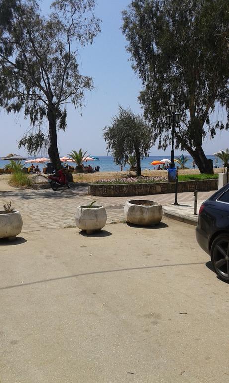Seaside Studios Paralia Dionysiou Luaran gambar