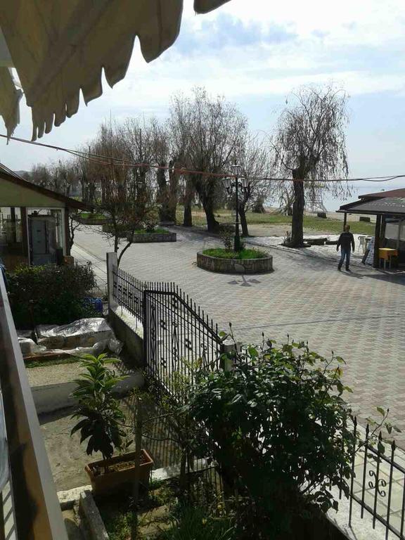 Seaside Studios Paralia Dionysiou Luaran gambar